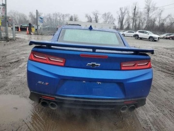 Chevrolet Camaro VI 2017 Chevrolet Camaro 2017, 6.2L, ZL1, porysowany l..., zdjęcie 5