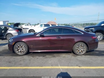 Mercedes Klasa E W214 2023 Mercedes-Benz Klasa E 450 4Matic 2023 3.0l 3.0 Benzyna 362KM, zdjęcie 2