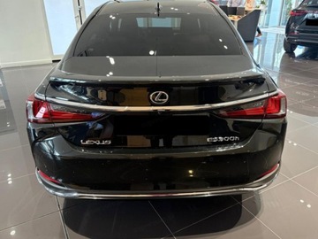 Lexus ES VII (XV70) Sedan Facelifting 300h 218KM 2025 Od ręki - 300h Business Edition 2.5 E-CVT 218KM | Podgrzewane fotele!, zdjęcie 3