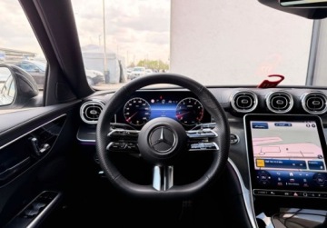 Mercedes Klasa C W206 Limuzyna 2.0 300 258KM 2023 Mercedes-Benz Klasa C I wlasciciel Pakiet AMG Hak Gwarancja Bezwypadko, zdjęcie 31