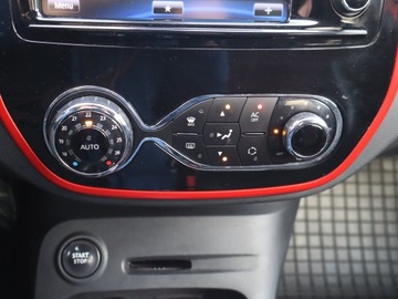 Renault Captur I Crossover 1.2 TCe EDC 120KM 2015 Renault Captur 1.2 TCe, Salon Polska, zdjęcie 14