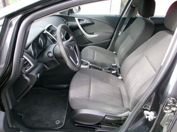 Opel Astra J Sports Tourer 1.4 Twinport ECOTEC 100KM 2012 Opel Astra J 1.4 1 wlasciciwl, zdjęcie 4