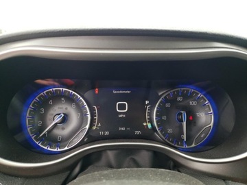 Chrysler Pacifica II 2024 Chrysler Pacifica Touring L 2024 3.6l 3.6 Benzyna 287KM, zdjęcie 9