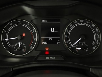 Skoda Kamiq Crossover 1.0 TSI 95KM 2019 Škoda Kamiq Skoda Kamiq klima czujniki parkowania, zdjęcie 21