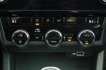 Skoda Octavia III Kombi Facelifting 1.5 TSI ACT 150KM 2019 Skoda Octavia 1.5 TSI, Salon Polska, zdjęcie 10