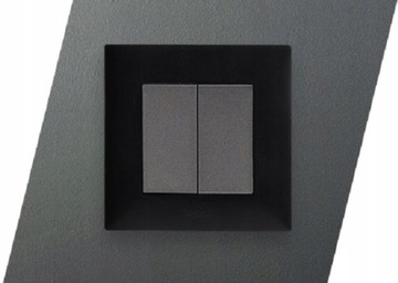Legrand NILOE STEP Одинарная черная рамка