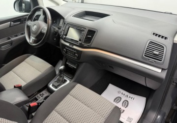 Volkswagen Sharan II Van 2.0 TDI-CR BMT 140KM 2010 Volkswagen Sharan 7 Miejsc Navi Klima Kamera Automat Alu Zamiana Raty Gwar, zdjęcie 15