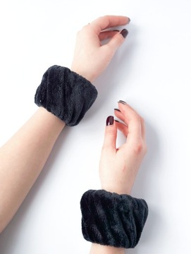 OPASKI SPA NA NADGARSTKI DO PIELĘGNACJI TWARZY PLUSZOWE CZARNE 2 SZT