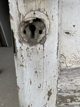 СТАРЫЕ ДВЕРИ ИДЕАЛЬНО ДЛЯ УКРАШЕНИЯ