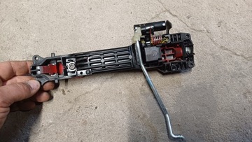 DAIHATSU TERIOS II KLIKA DVEŘE PRAVÁ PŘEDNÍ