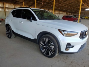 Volvo XC40 2025 Volvo XC 40 Plus 2025 2.0 Benzyna 247KM, zdjęcie 4