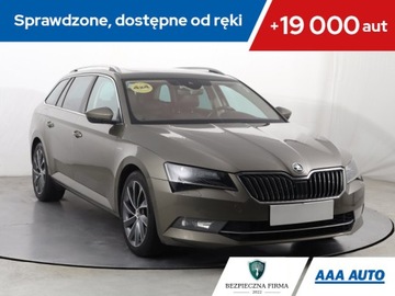 Skoda Superb III Kombi 2.0 TSI 280KM 2017 Skoda Superb 2.0 TSI, Salon Polska, Serwis ASO