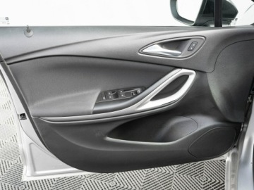 Opel Astra K Sportstourer Facelifting 1.2 Turbo 130KM 2022 Opel Astra GD8A907#1.2 T Edition 2 stref klima, zdjęcie 8