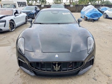 Maserati GranTurismo 2024 Maserati GranTurismo Trofeo 2024 3.0 Benzyna 542KM, zdjęcie 5
