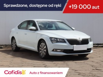 Skoda Superb III Liftback 1.4 TSI 125KM 2017 Skoda Superb 1.4 TSI, Klima