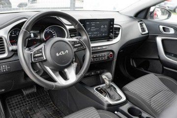 Kia Ceed III Kombi Facelifting 1.5 T-GDI 160KM 2023 Kia Cee'd WND7563C#1.5 T-GDI M DCT 2 stref klima, zdjęcie 5