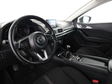 Mazda 3 III Hatchback Facelifting 2.0 SKYACTIV-G 120KM 2017 Mazda 3 klima auto navi grzane fotele kamera i, zdjęcie 13