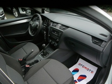 Skoda Octavia III Kombi 1.6 TDI CR DPF 105KM 2015 Škoda Octavia Skoda Octavia 1.6tdi ASO, zdjęcie 21