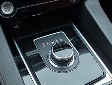 Jaguar F-Pace SUV 2.0 i4D 180KM 2017 Jaguar F-Pace 20d, Salon Polska, 177 KM, 4X4, zdjęcie 11