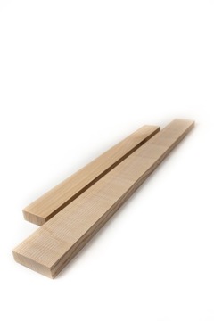 Deska strugana JESIONOWA sucha I/II klasa JESION 140*12*2 cm