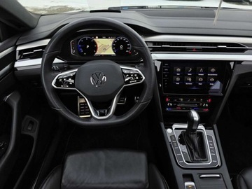 Volkswagen Arteon Fastback Facelifting 2.0 TDI 200KM 2022 Volkswagen Arteon 2.0TDI 200KM R-Line FV23 4Motion Head-up DCC skory Nappa, zdjęcie 31