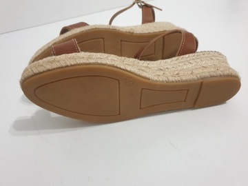 Sandały espadryle damskie marki CCC