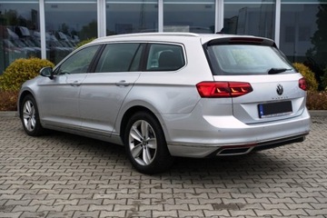 Volkswagen Passat B8 Variant Facelifting 2.0 TDI 190KM 2020 Volkswagen Passat DSG, Virtual, Hak, Tempomat, LED Matrix, Climatronic, Ka, zdjęcie 3