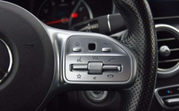 Mercedes Klasa C W205 2019 Mercedes-Benz Klasa C 2.0B AMG 265KM Navi Kamera Aktywne wydechy 123 TYS KM, zdjęcie 26