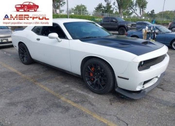 Dodge Challenger III 2018 Dodge Challenger SRT Hellcat 2018 6.2l 6.2 Benzyna 707KM