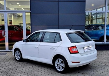 Skoda Fabia III Hatchback Facelifting 1.0 MPI 60KM 2021 Skoda Fabia 1.0 PB 60KM Amibition Plus FV23 Salon PL Serwis ASO Gwarancja, zdjęcie 7