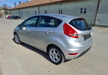 Ford Fiesta VII Hatchback 5d 1.4 Duratec 96KM 2012 Ford Fiesta FORD FIESTA 1,4 AUTOMAT 1.4 Benzyna 95KM, zdjęcie 5