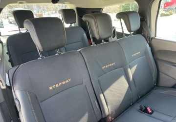 Dacia Lodgy Minivan Facelifting 1.6 SCe 102KM 2018 Dacia Lodgy Dacia Lodgy SCe 100 Stepway 1.6 Benzyna 102KM, zdjęcie 17