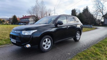 Mitsubishi Outlander III 2013 Mitsubishi Outlander 2.3 DID Intense+ 4WD 2013r, zdjęcie 28
