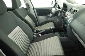 Suzuki SX4 I Hatchback Facelifting 1.6 VVT 120KM 2011 Suzuki SX4 1.6 VVT, Salon Polska, 4X4, Klima, zdjęcie 6