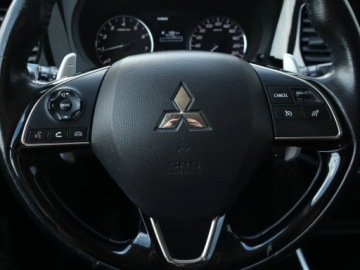Mitsubishi Outlander III SUV Facelifting 2017 2.0 150KM 2017 Mitsubishi Outlander 2.0, Salon Polska, zdjęcie 17