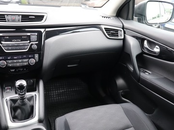 Nissan Qashqai II Crossover 1.2 DIG-T 115KM 2016 Nissan Qashqai 1.2 DIG-T, Salon Polska, zdjęcie 7