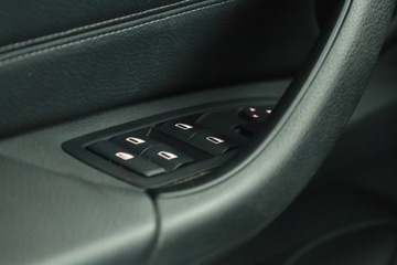 BMW X1 F48 Crossover xDrive25d 231KM 2016 BMW X1 xDrive25d, 227 KM, 4X4, Automat, Skóra, zdjęcie 16