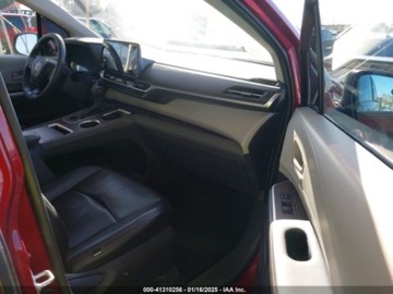 Toyota Sienna III 2023 Toyota Sienna LE 2023 2.5l 2.5 Hybryda 189KM, zdjęcie 9
