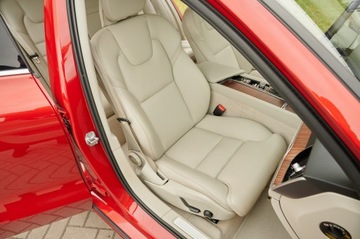 Volvo V60 II  Kombi 2.0 T5 250KM 2019 MEGA KOLOR __JASNE SKÓRY __SUPER PEDANTYCZNY STAN_, zdjęcie 24