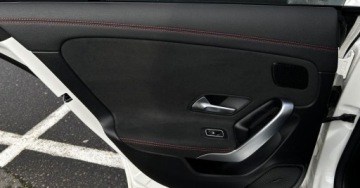 Mercedes CLA C118/X118 Coupe Facelifting 1.3 200 163KM 2024 Mercedes-Benz CLA Salon PL AMG 7G-DCT Panorama Kamera Multibeam LED BlindS, zdjęcie 23