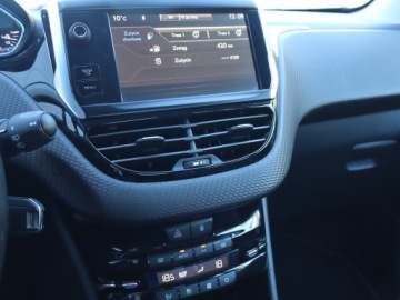 Peugeot 2008 I SUV 1.2 VTi 82KM 2013 Peugeot 2008 1.2 VTi, Klima, Klimatronic, zdjęcie 11