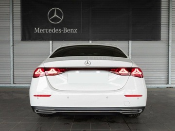 Mercedes Klasa E W214 Sedan 2.0 220d 197KM 2025 E Klasa 220 d Avantgarde 2.0 (197KM) 2025, zdjęcie 3