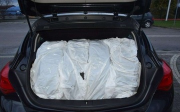 Opel Astra J GTC 1.4 100KM 2014 Opel Astra 1.4B 2014R 134 Tys Km Navi Sprowadzony Oplacony 1.4 Benzyna, zdjęcie 14