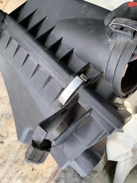 BMW E53 3.0I POUZDRO FILTRU VZDUCHU