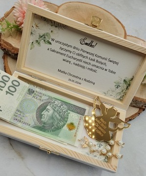 Сувенир ко Святому Причастию - ПОДАРОК ​​Белая коробочка. Набор четок и ангела