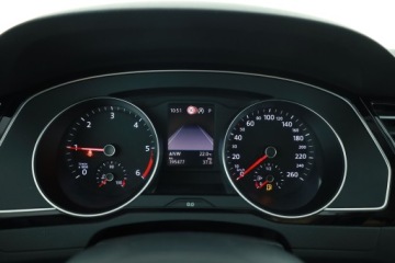 Volkswagen Passat B8 Variant Facelifting 2.0 TDI SCR 150KM 2021 VW Passat 2.0 TDI, Salon Polska, 1. Właściciel, zdjęcie 6