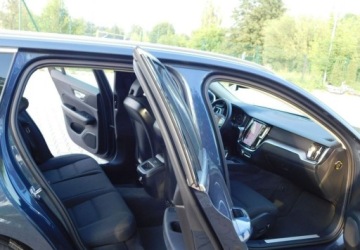 Volvo V60 II  2021 Volvo V60 z Gwarancja Fotele Podgrzewane Kamera 2.0 Diesel 197KM, zdjęcie 29