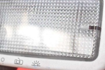 LAMPA OSVĚTLENÍ INTERIÉR ZADNÍ 7H0947105A VW CADDY 3 III 2K 04-10