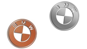 Наклейка с логотипом BMW в различных цветах!