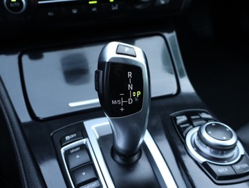 BMW Seria 5 F10-F11 Touring 520d 184KM 2012 BMW 5 520d, 181 KM, Automat, Skóra, Navi, Xenon, zdjęcie 17